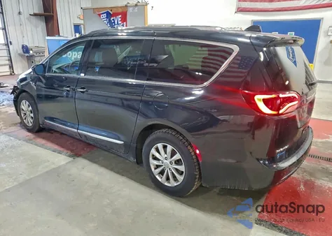 2018 Chrysler Pacifica Touring L из США, поврежденный, VIN 2C4RC1BG1JR274247